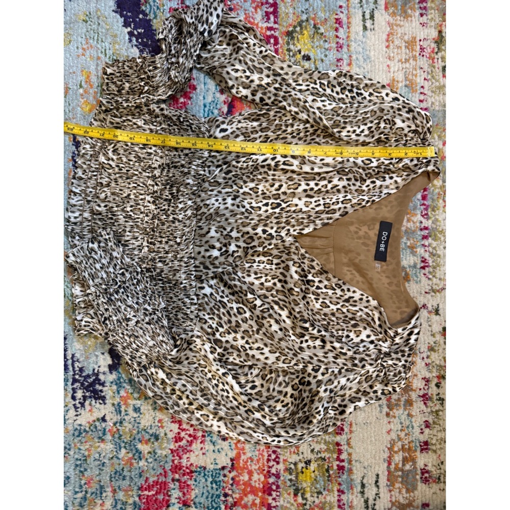 DO+BE Leopard Print Smocked Waist V-Neck Wrap Blouse Brown Tan Large - Picture 5 of 5